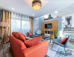 Maisons de vacances Marvel House - Disneyland 5min, Private Parking, Terrace : photos des chambres
