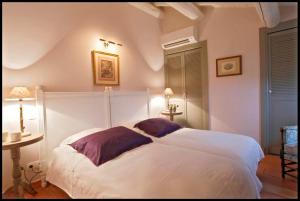 B&B / Chambres d'hotes Maison De La Bourgade : photos des chambres