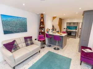 Moose Cottage - Brixton