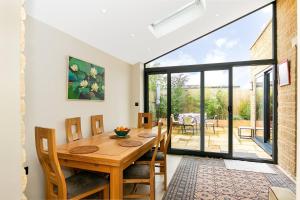 Cosy Bliss Lodge 5 min walk to Chipping Norton - Pass the Keys