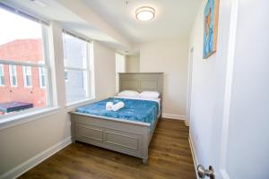 The Vianny:Petite Modern Lodge