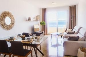 LUNA - AC, 2 pools, panoramic ocean, private garage, fibre net