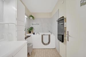 Appartements T5 Spacieux, Parking, Proche Gare et Centre : photos des chambres