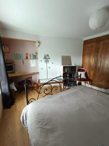 Sejours chez l'habitant Maison De Village : photos des chambres