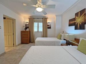 Waterside Apartment 101 by Island Villas