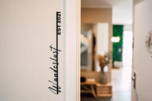 Modern Apartm. Wanderlust with Home Cinema