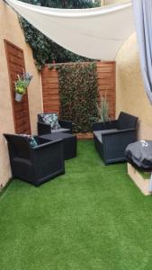 Studio - Terrasse - Parking - Collation OFFERTE - Tarif Unique 1 à 4 Personnes
