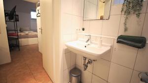 fully equipped apartment near main station