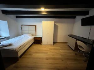 Große Monteurwohnung - 7 Personen - KÜCHE WIFI TV