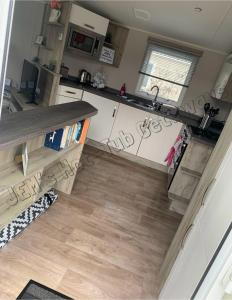 JEMs Hot-Tub Getaways 6 berth at Tattershall Lakes