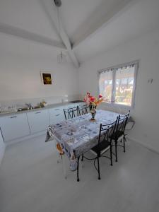 B&B / Chambres d'hotes Chez Claudia et Serge : photos des chambres