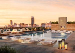 Take in the views with 1BR plus Rooftop pool