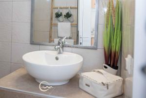 Athos Mare Holiday Studios