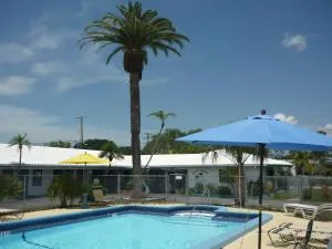 Palm Court Motel - ديوندين