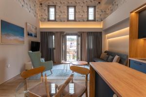 Akti Vigla Apartments