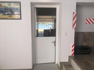 Chalet sobre la playa ,