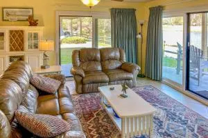 Lakeside Haven Hideaway - صن سيت بيتش