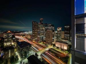 Luxury 1 Bedroom 1Bath Convention Center