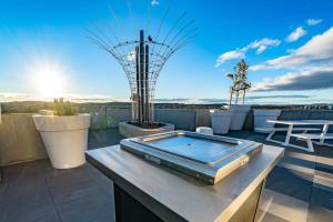 Luxury and Stylish Apt on NB Ave