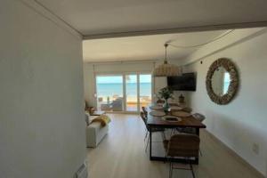 AP-4 XimoApartments A Primera Línea de Playa & Parking