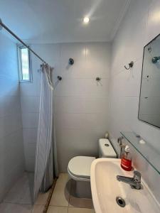 Apartamento na praia de Pitangueiras (Guarujá-SP).