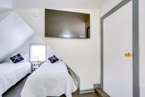 Ocean City Loft-Style Apt, Close to Beaches!