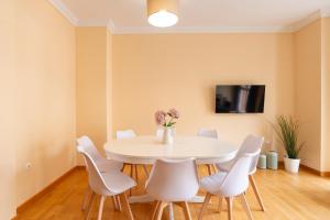 Teatro Plaza Apartments