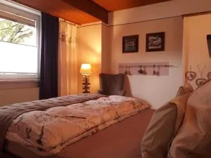 Traumapartment Pöstlingberg, reservierter Parkplatz, 4 Schlafzimmer - Wilhering