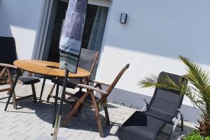 Neue Bodenseeferienwohnung mit Terrasse und Garten