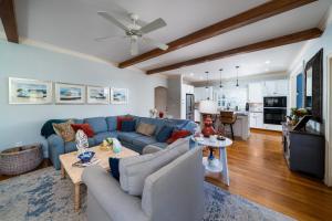 2271 Seabrook Island Road