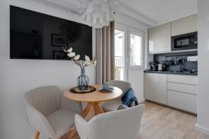 Petit Repit by Grand Apartments