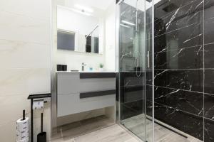 Trastevere Exclusive Three Bedroom Apartment