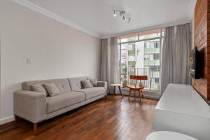 Lindo apartamento com 3 Quartos e Sacada na Liberdade