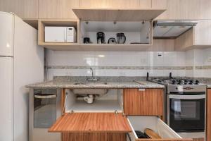 Lindo apartamento com 3 Quartos e Sacada na Liberdade