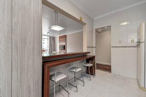 Lindo apartamento com 3 Quartos e Sacada na Liberdade