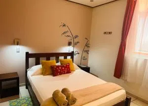 Casa de Lis Hotel & Tourist Info Centre - La Suiza