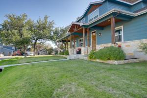 Modern Lago Vista Home with Pool and Lake Access!