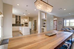 Modern Lago Vista Home with Pool and Lake Access!