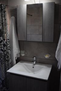 Serenity Agia Eleni Vacation House
