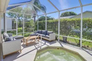 Renovated Home in The Villages with Lanai, Golf Cart - Summerfield