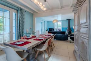 Villas Villa Souleillous, basco landaise de prestige, 500m de la plage : photos des chambres