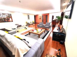 Apartamento espetacular 2 quadras do mar de Copacabana