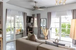 The Golden House @ Suvarnabhumi - Ban Siyek Hua Take