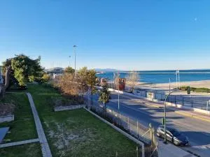 Patras Blue Sea and Sky Deluxe Apartment - Terpsithéa