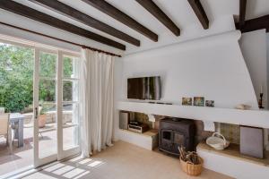 Villa Cala Padri Seafront home