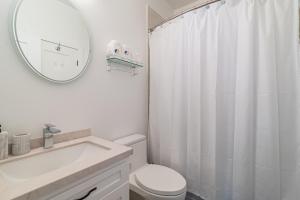 Casa De Moya at Mahogany Bay & The PoolClub