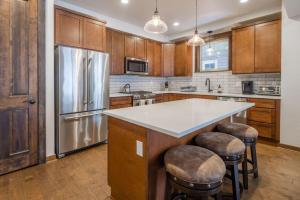 Great Location Near Pool with Suncadia Pool Access