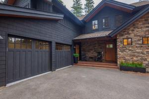 Game Room, Private Hot Tub & Suncadia Pool Access