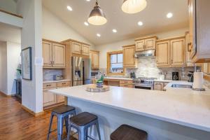 Game Room, Private Hot Tub & Suncadia Pool Access