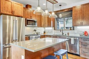 Great Location Near Pool with Suncadia Pool Access